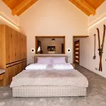 Apartahotel Maison Boutique Private & 4*